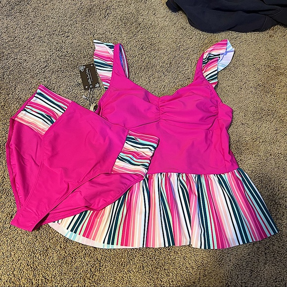 Matilda Jane Other - NWT Matilda Jane Sunrise Swim set ruffle top and bottoms